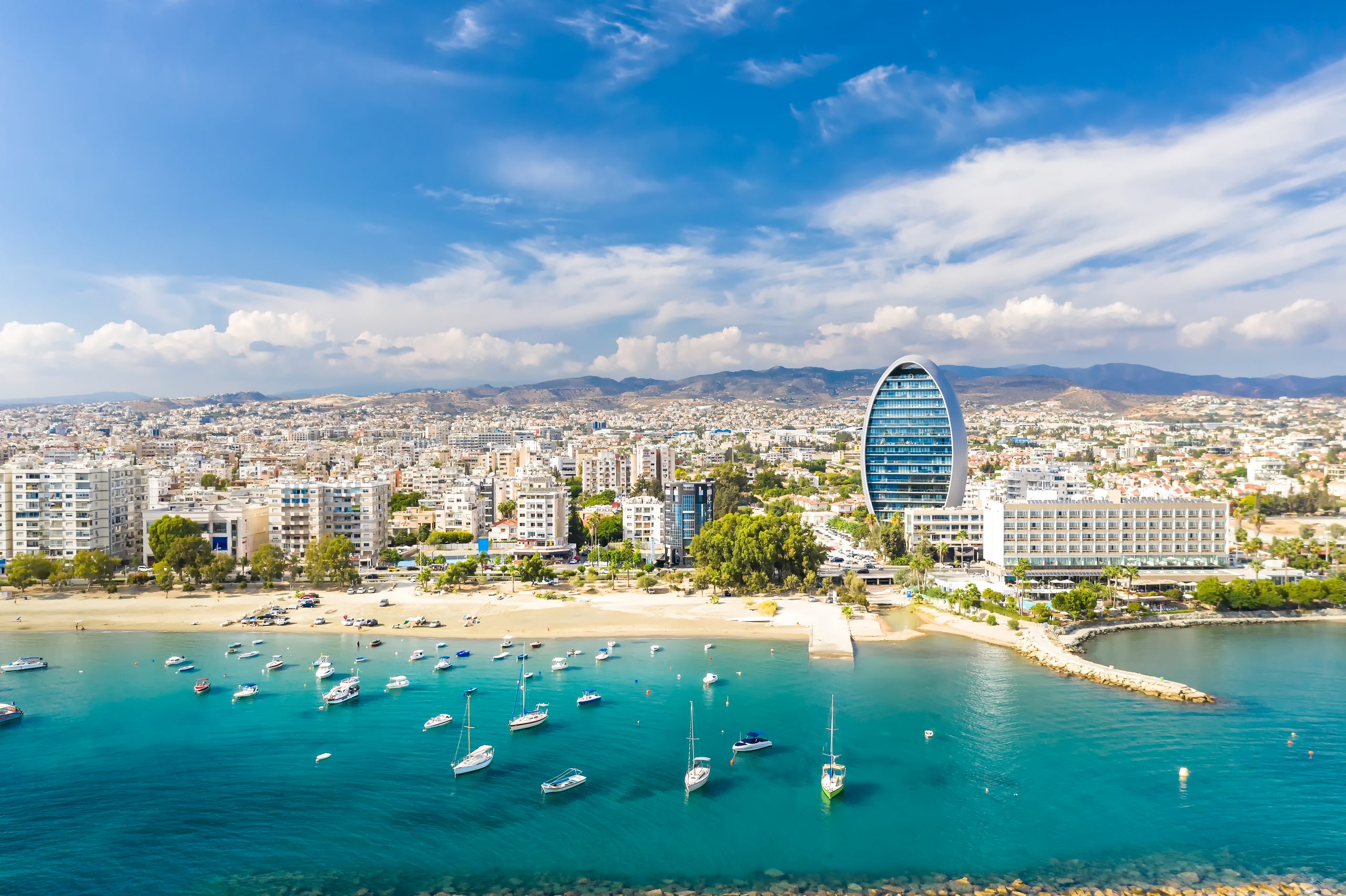 Aeroporto Di Larnaca Servizio VIP Fast Track Paradigm Meet Greet   Limassol Shutterstock 1577103922 Scaled 